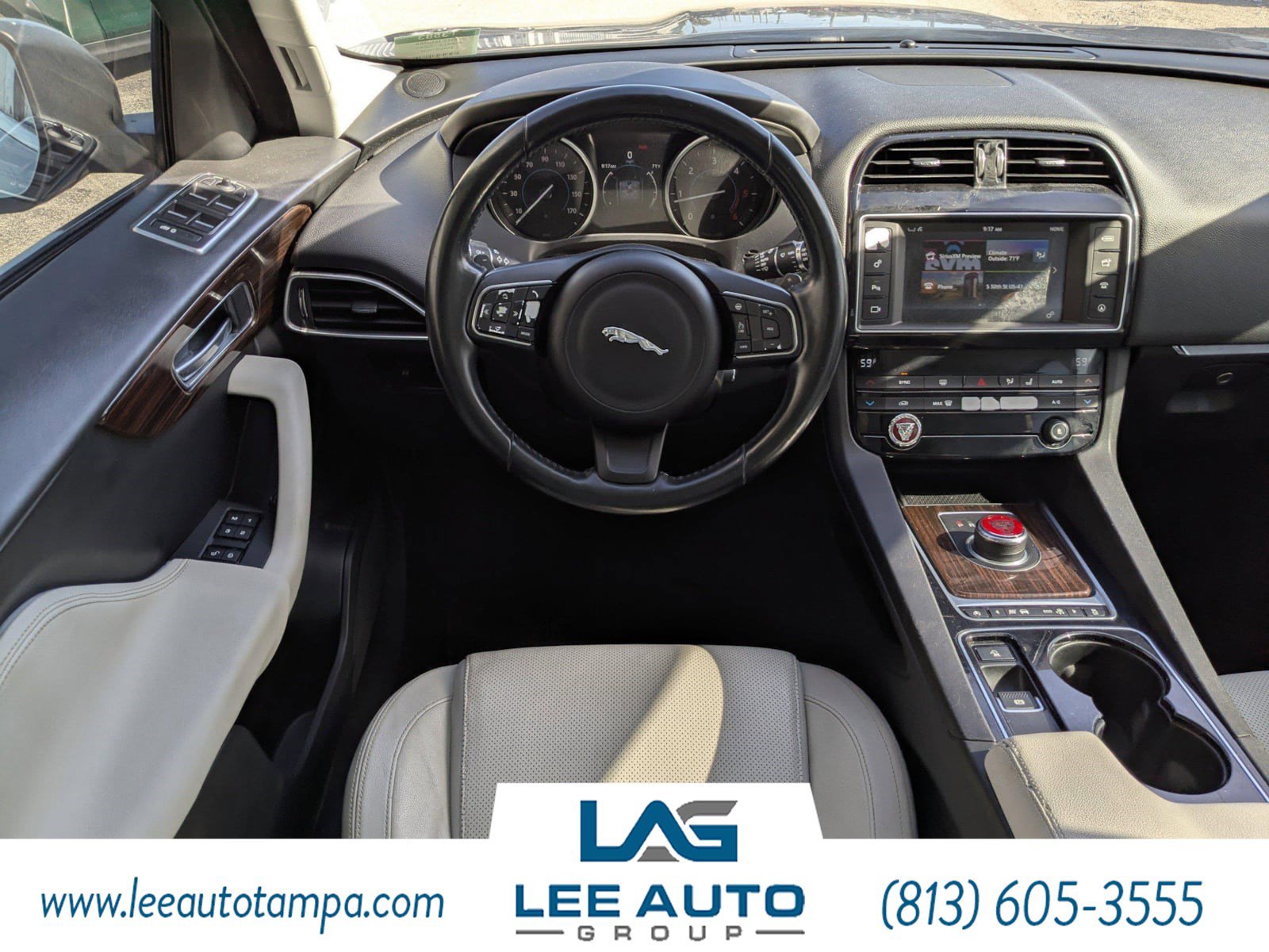 Used 2017 Jaguar F-PACE Prestige image 17