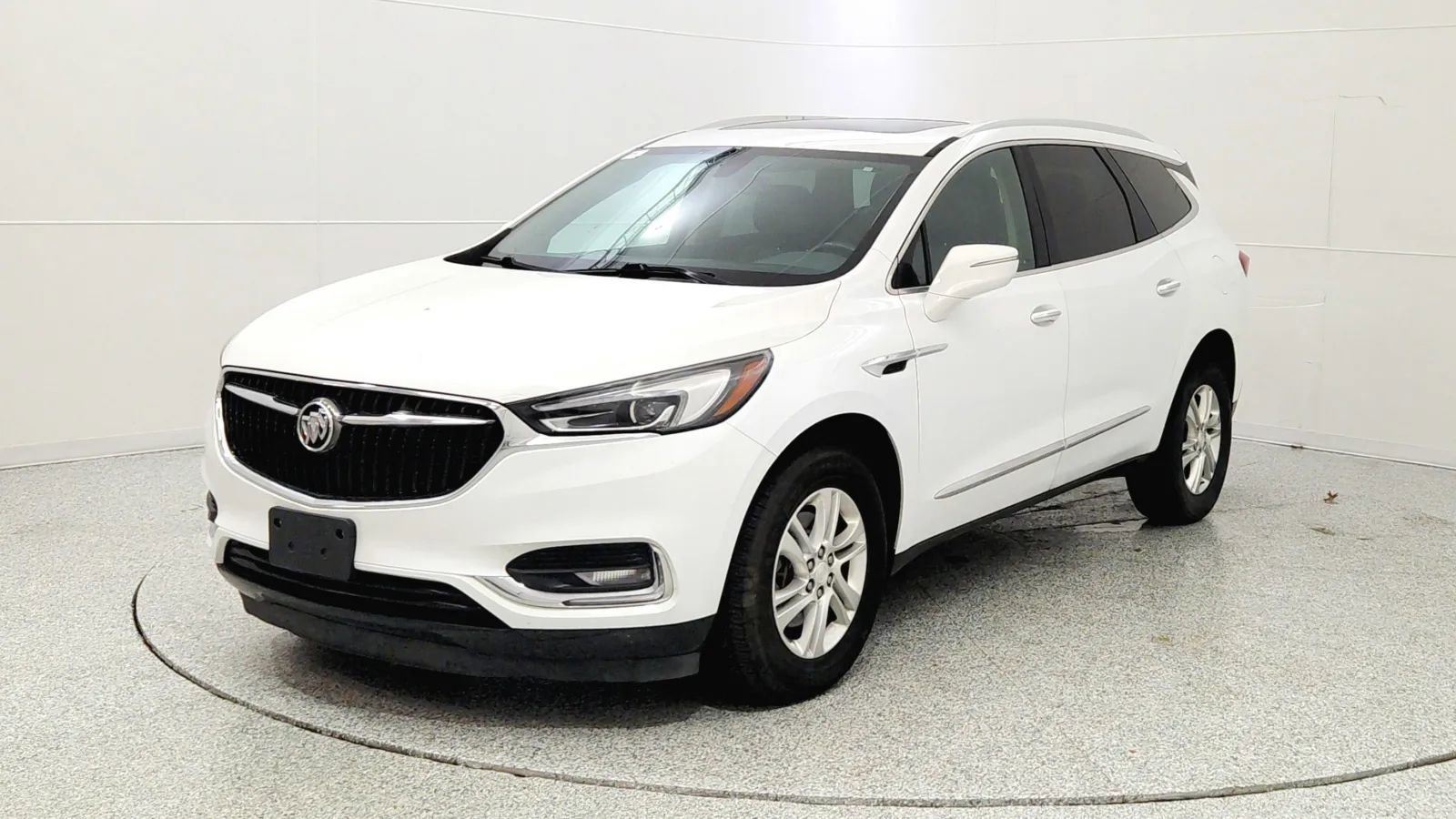 Used 2019 Buick Enclave Essence image 3