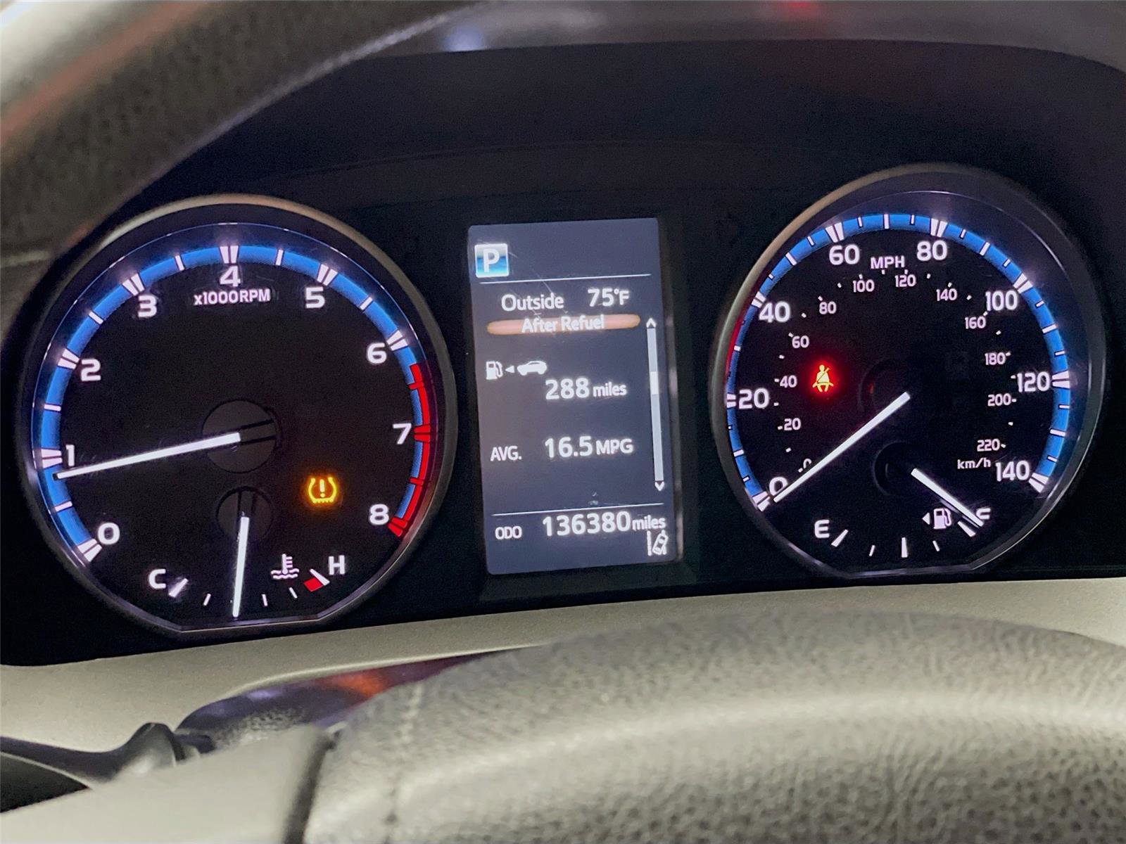 Used 2017 Toyota RAV4 LE image 16