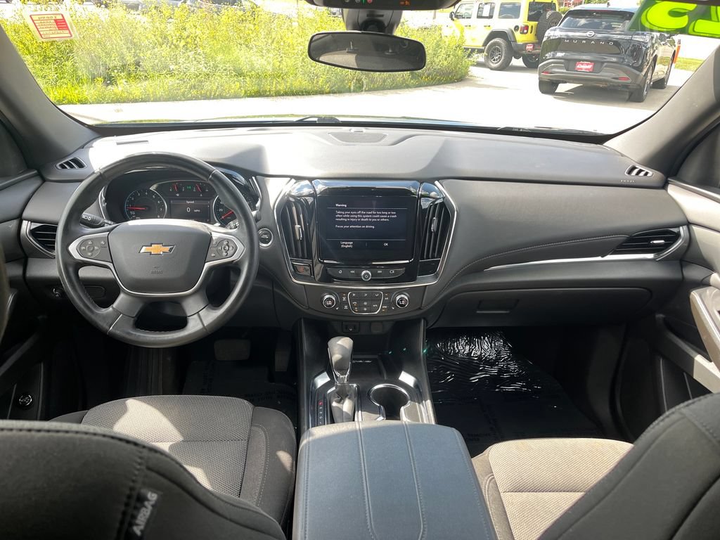 Used 2023 Chevrolet Traverse LT AWD/4WD image 15