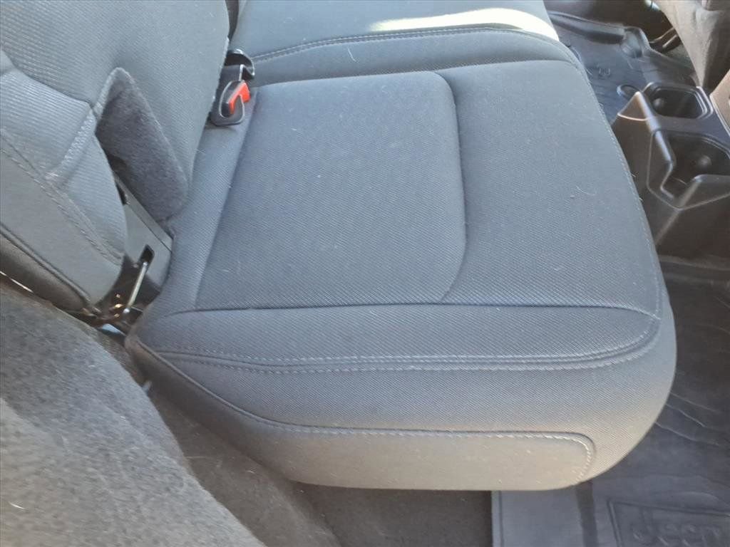 Used 2020 Jeep Wrangler Unlimited Sport image 18