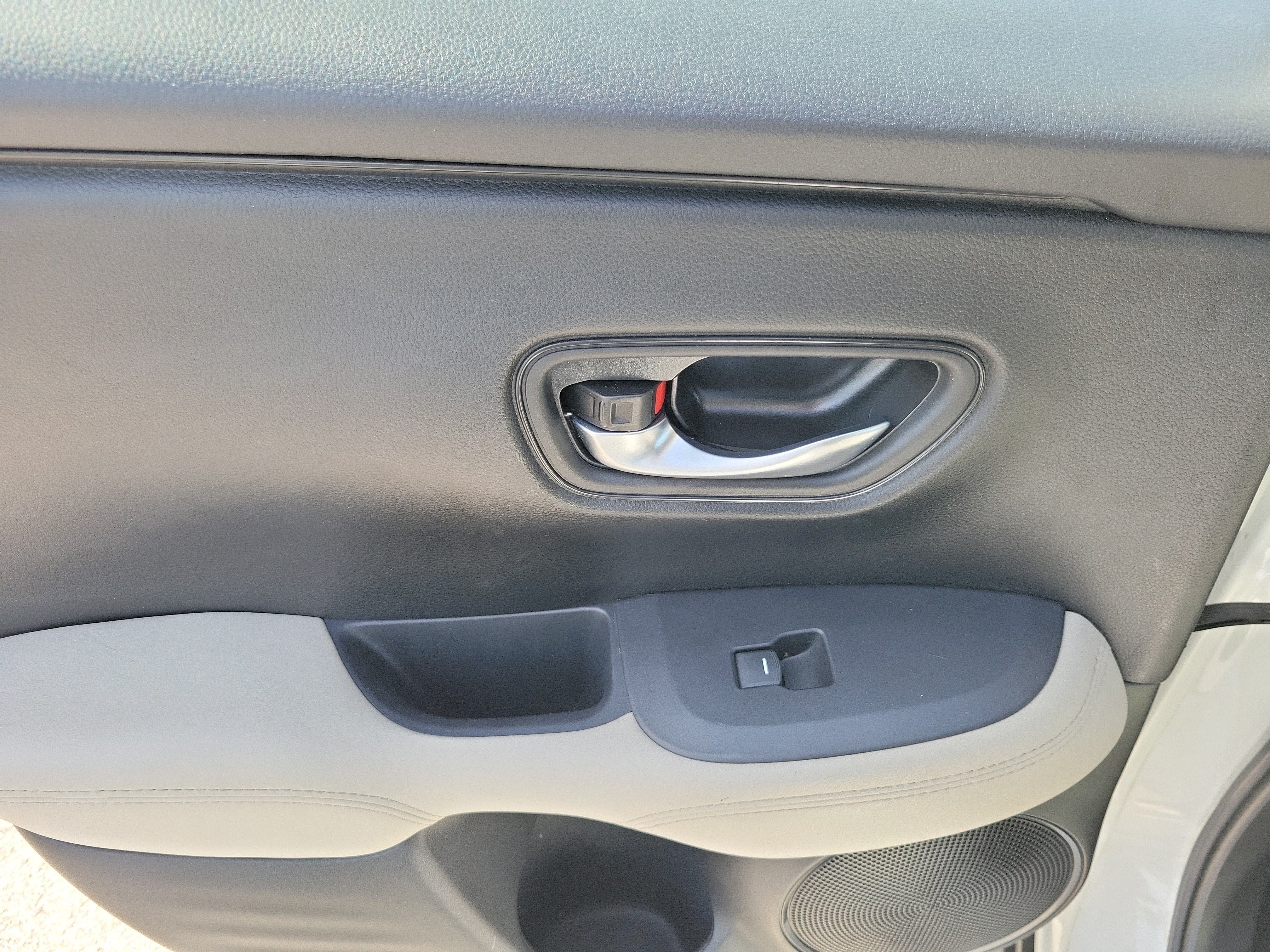 Certified 2024 Honda HR-V LX image 16