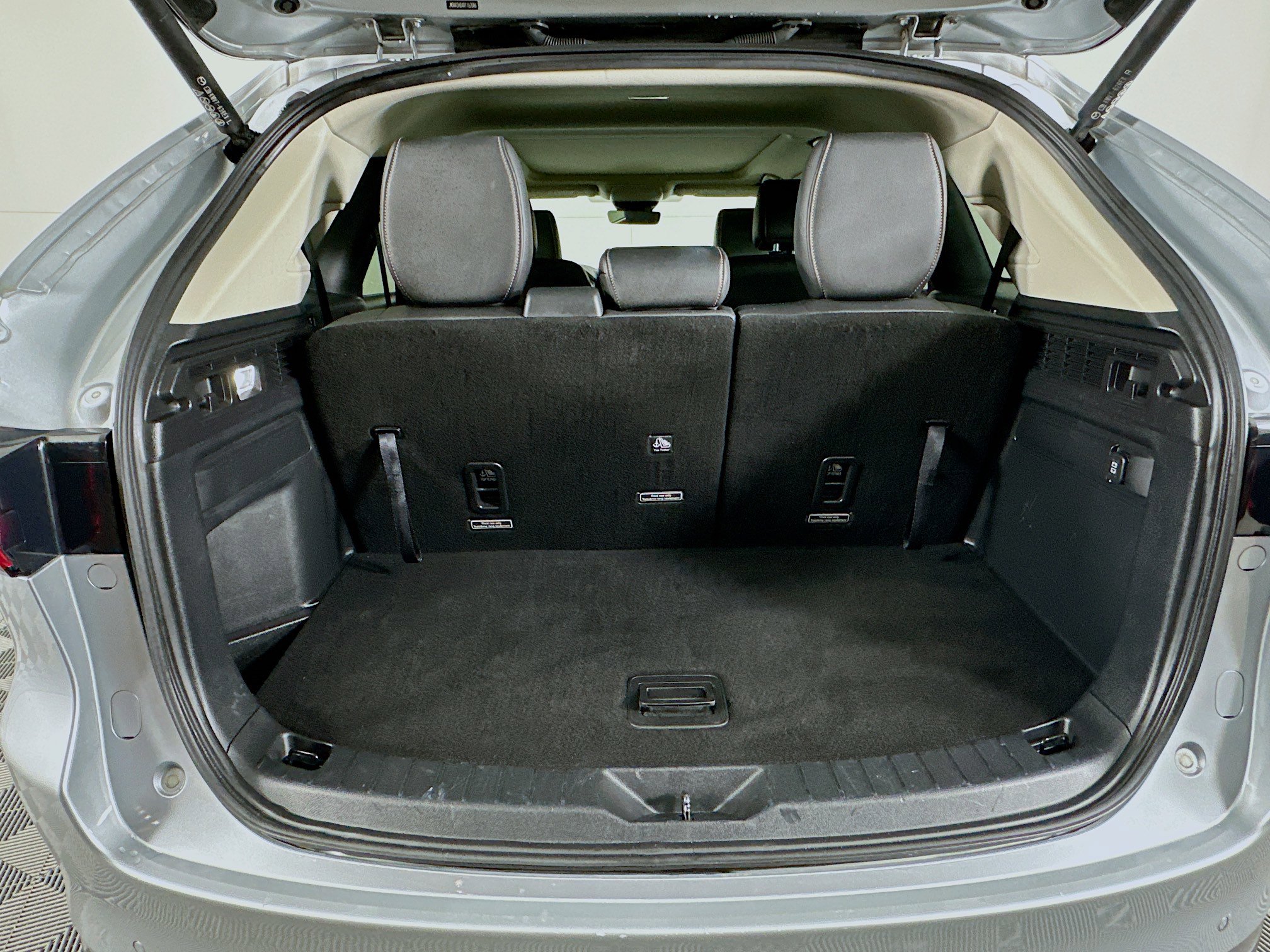 Used 2024 MAZDA CX-90 3.3 Turbo w/ Premium Package image 31