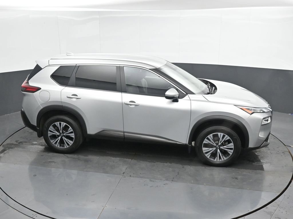 Used 2023 Nissan Rogue SV image 39