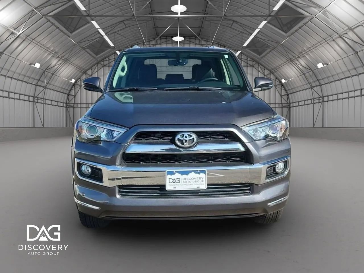 Used 2019 Toyota 4Runner Limited AWD/4WD image 2
