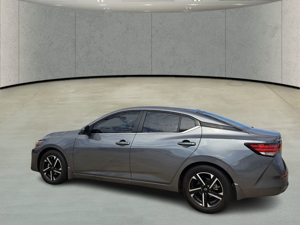 Used 2025 Nissan Sentra SV image 7