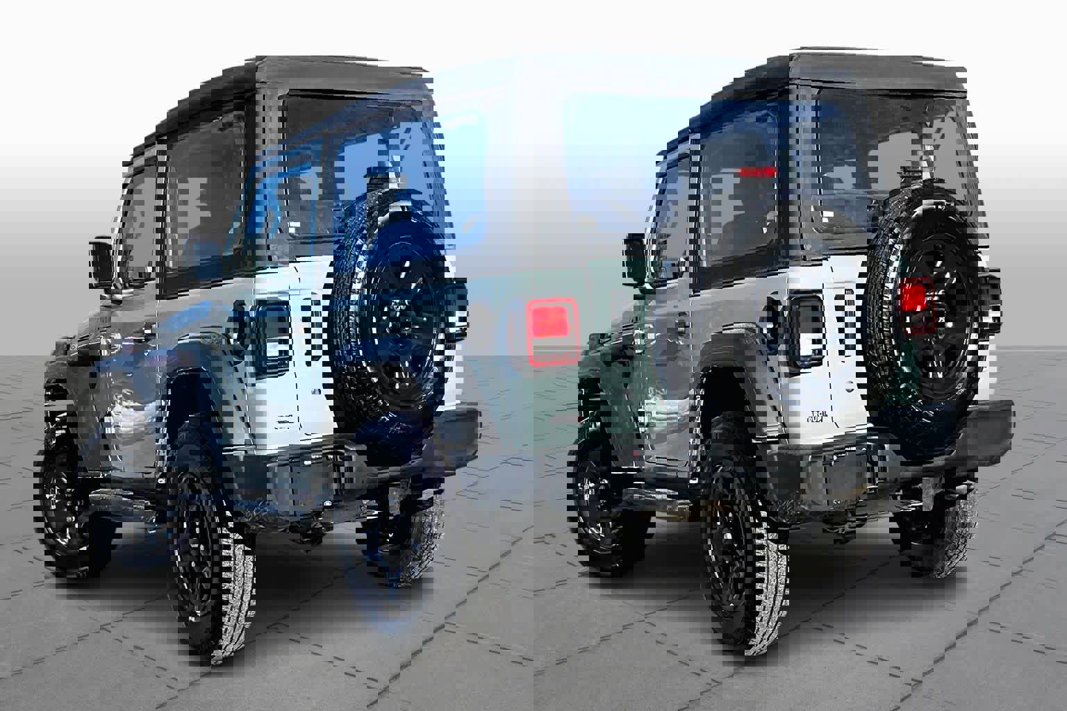 Used 2023 Jeep Wrangler Sport image 11