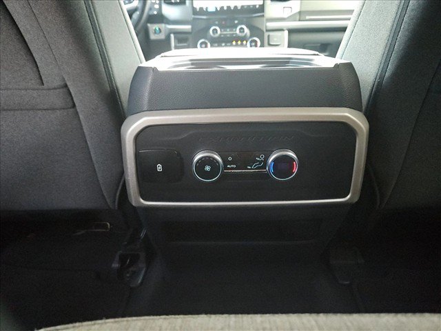 Used 2024 Ford Expedition XLT RWD image 17