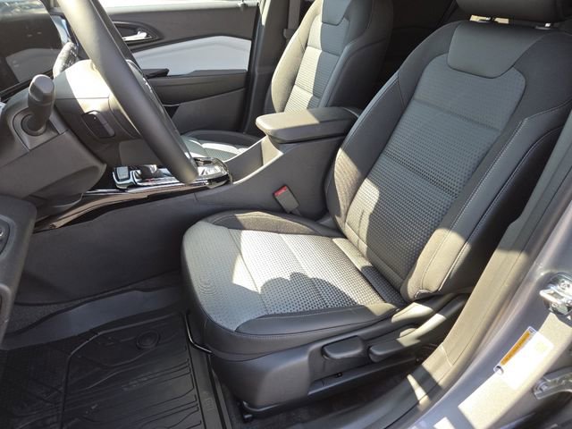 New 2026 Chevrolet Trax LT w/ Driver Confidence Package FWD image 32
