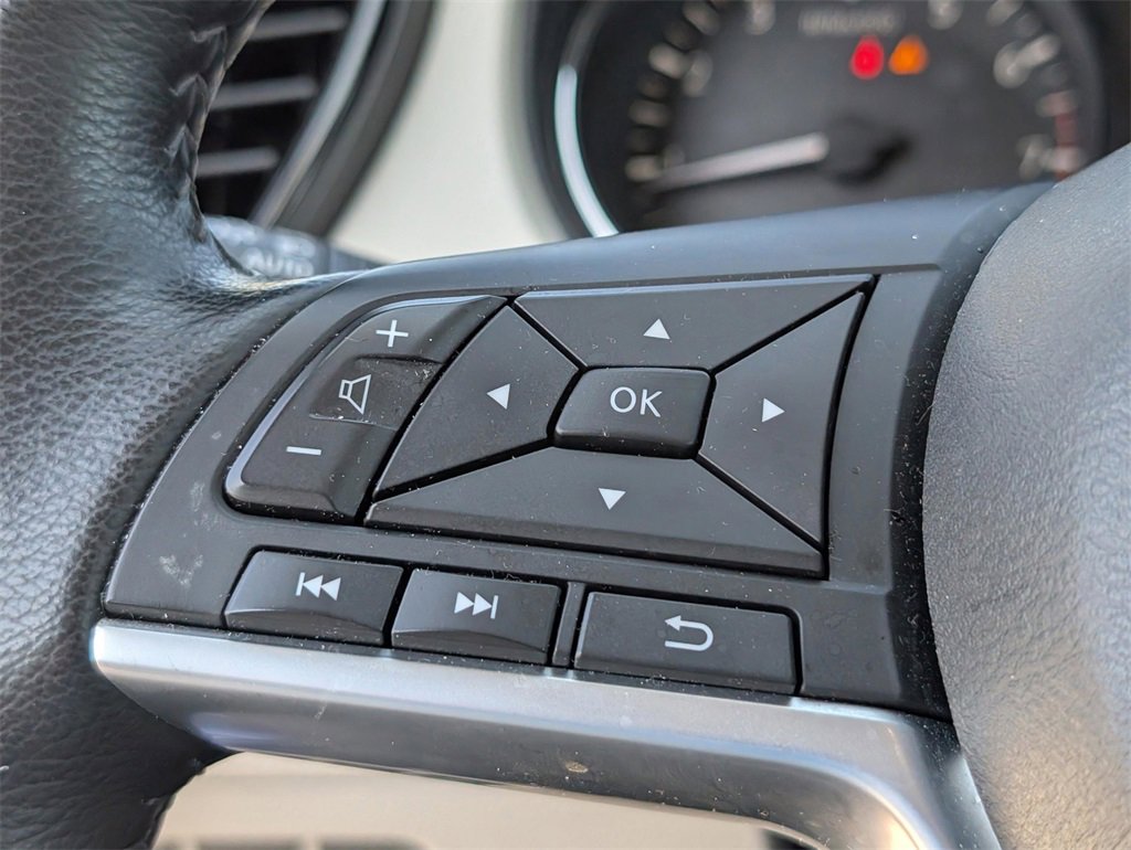 Used 2022 Nissan Rogue Sport SL image 14