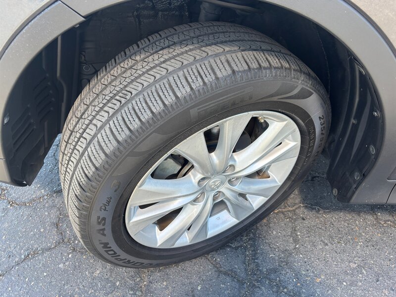 Used 2015 Toyota RAV4 Limited FWD image 17