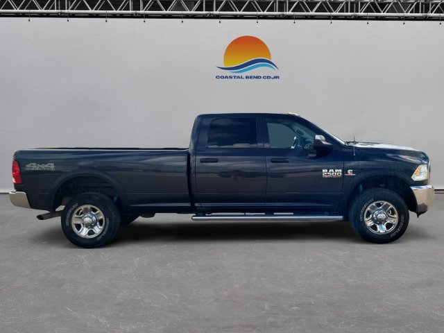 Used 2017 RAM 2500 Tradesman w/ Chrome Appearance Group AWD/4WD image 4
