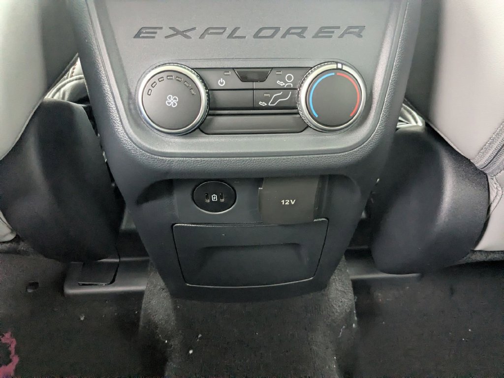 New 2026 Ford Explorer Active w/ Active Comfort Package AWD/4WD image 18