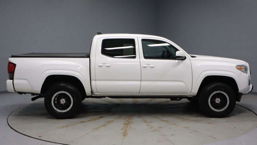Used 2023 Toyota Tacoma SR AWD/4WD image 11