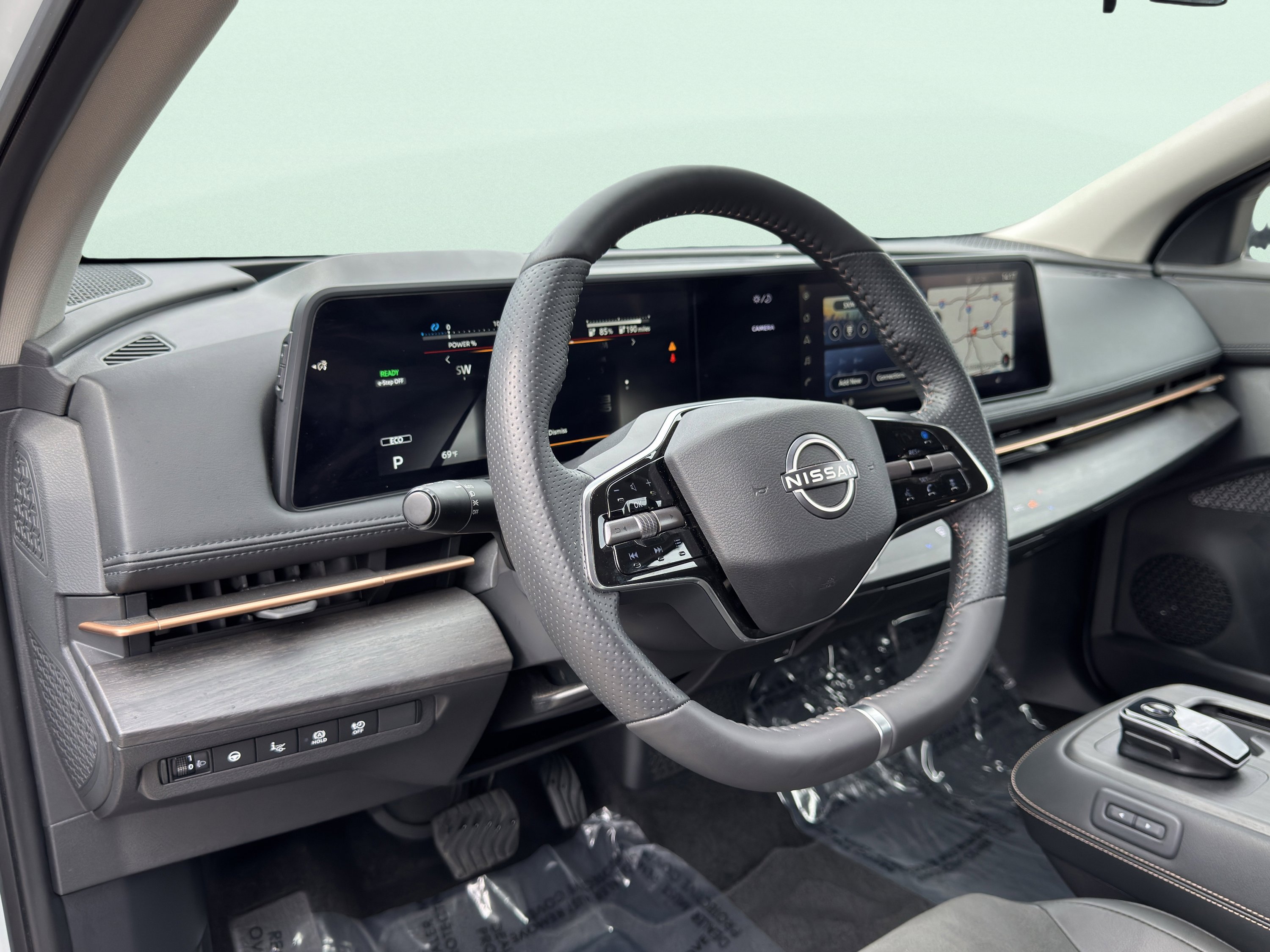 Used 2025 Nissan Ariya FWD image 28