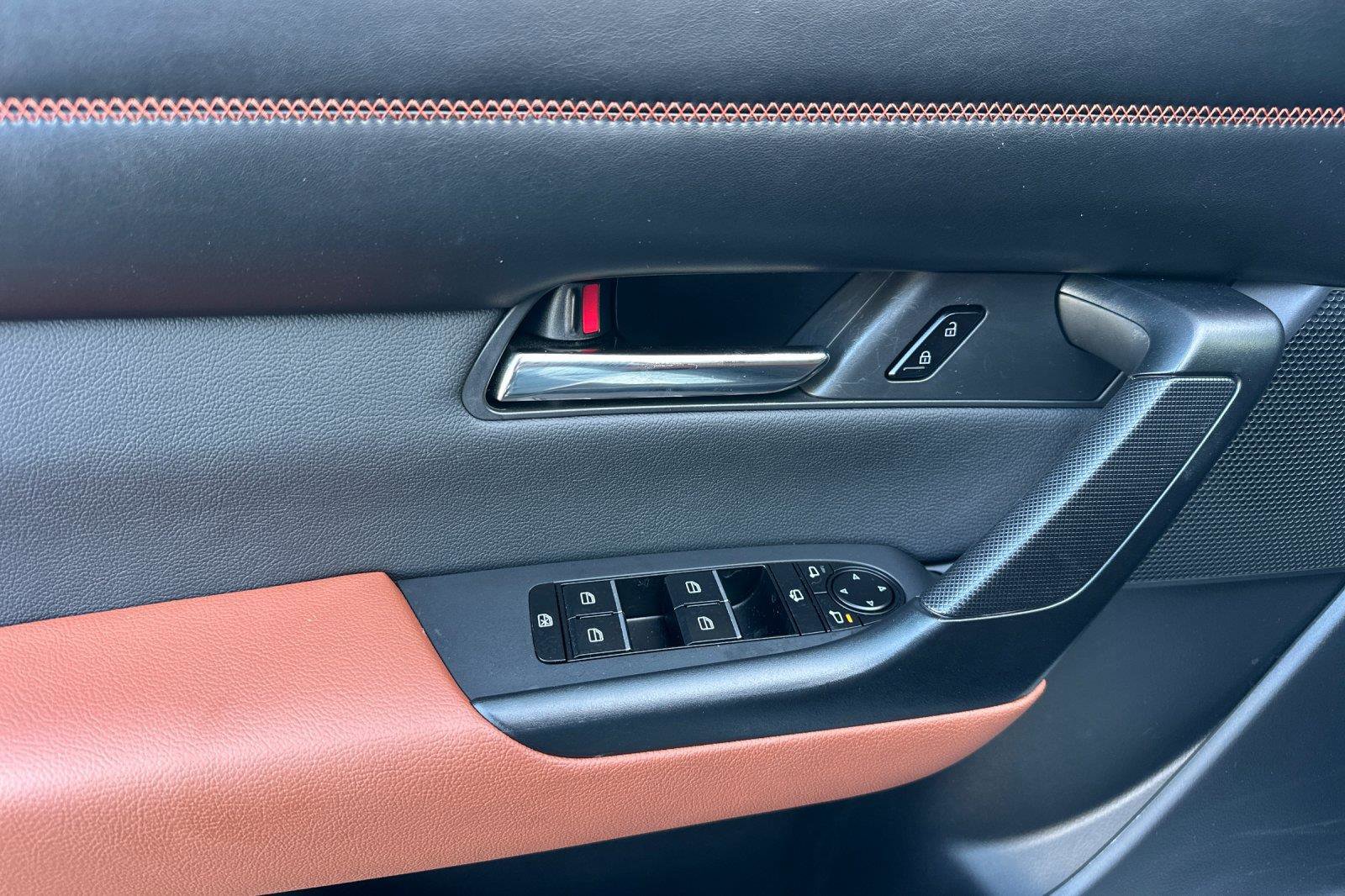 Certified 2025 MAZDA CX-50 2.5 Turbo w/ Accent Package image 11