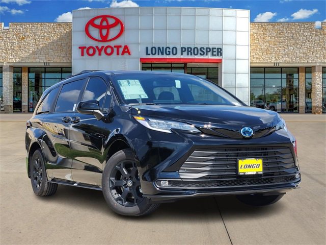 New 2025 Toyota Sienna XLE Woodland Edition
