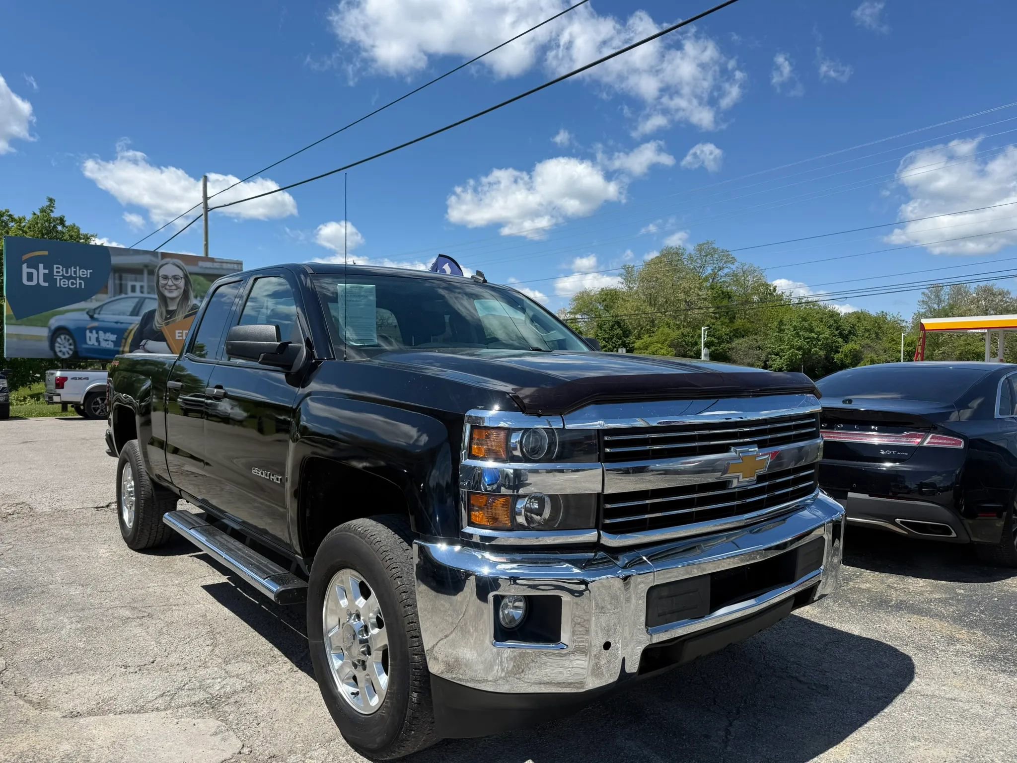 Used 2015 Chevrolet Silverado 2500 LT w/ LT Convenience Package AWD/4WD image 8