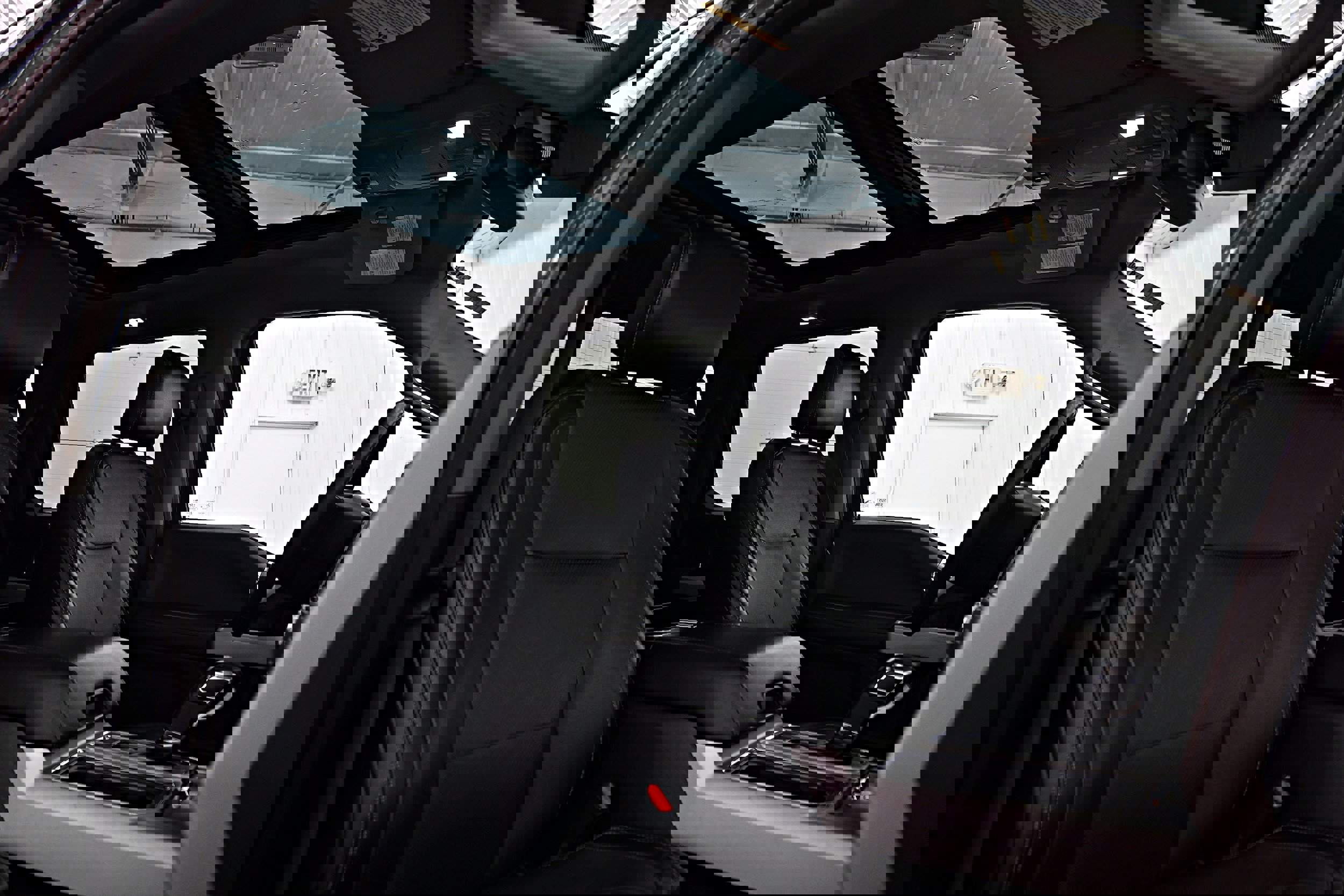 Used 2016 Ford F150 Lariat w/ Equipment Group 502A Luxury image 29