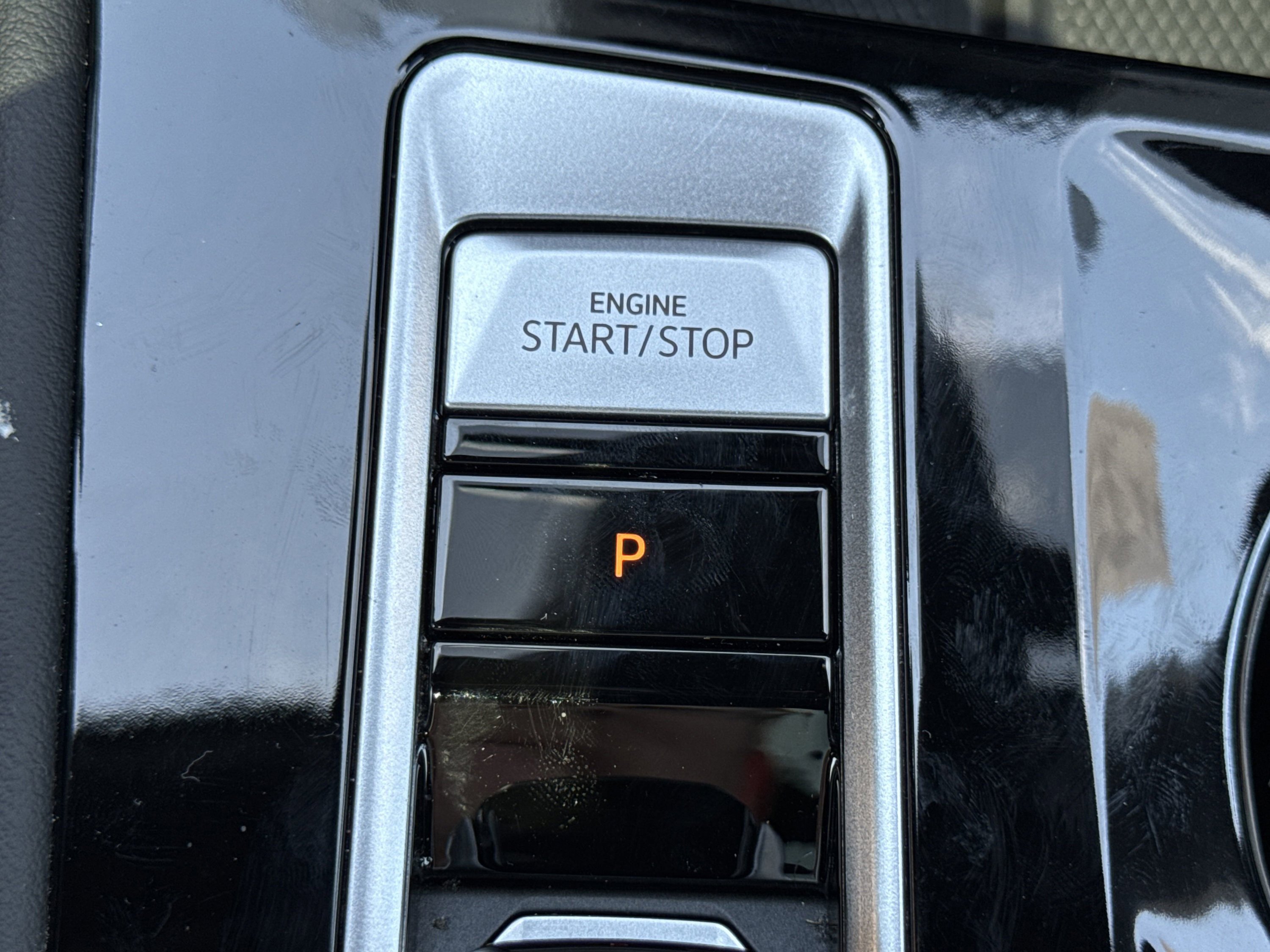 Used 2024 Volkswagen Atlas Cross Sport SEL Premium R-Line image 73