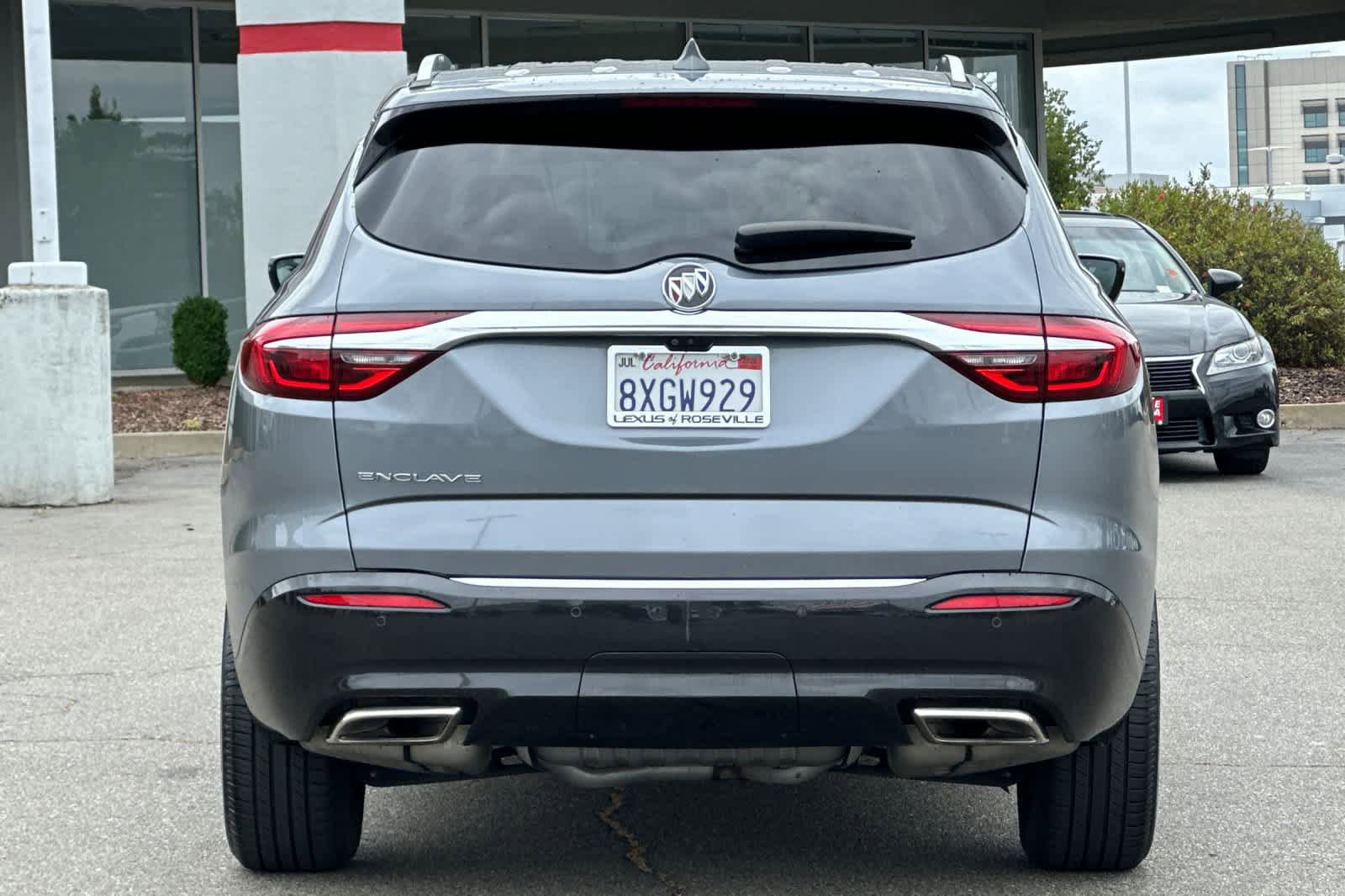 Used 2021 Buick Enclave Essence w/ Sound and Sites Package FWD image 8