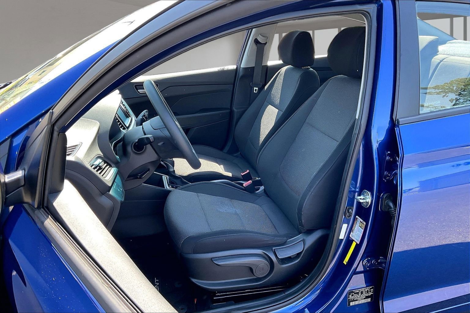 Used 2018 Hyundai Accent SE FWD image 21