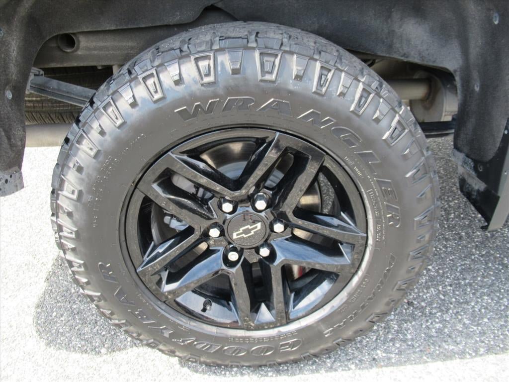 Used 2022 Chevrolet Silverado 1500 Custom Trail Boss AWD/4WD image 9