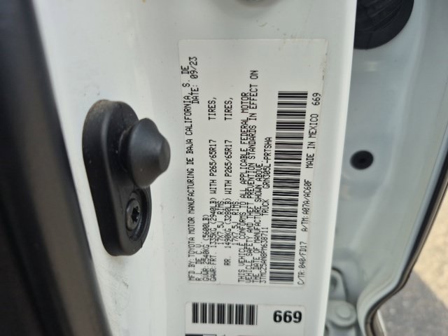 Used 2023 Toyota Tacoma TRD Sport w/ Black Out Package (TMS) AWD/4WD image 11