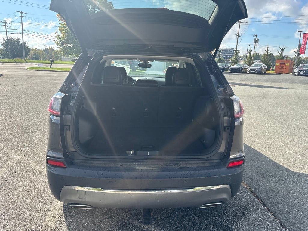 Used 2019 Jeep Cherokee Limited AWD/4WD image 24