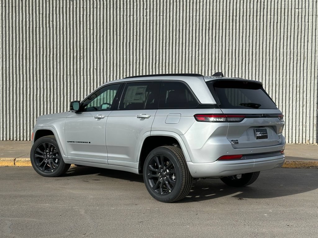 New 2026 Jeep Grand Cherokee Limited AWD/4WD image 3