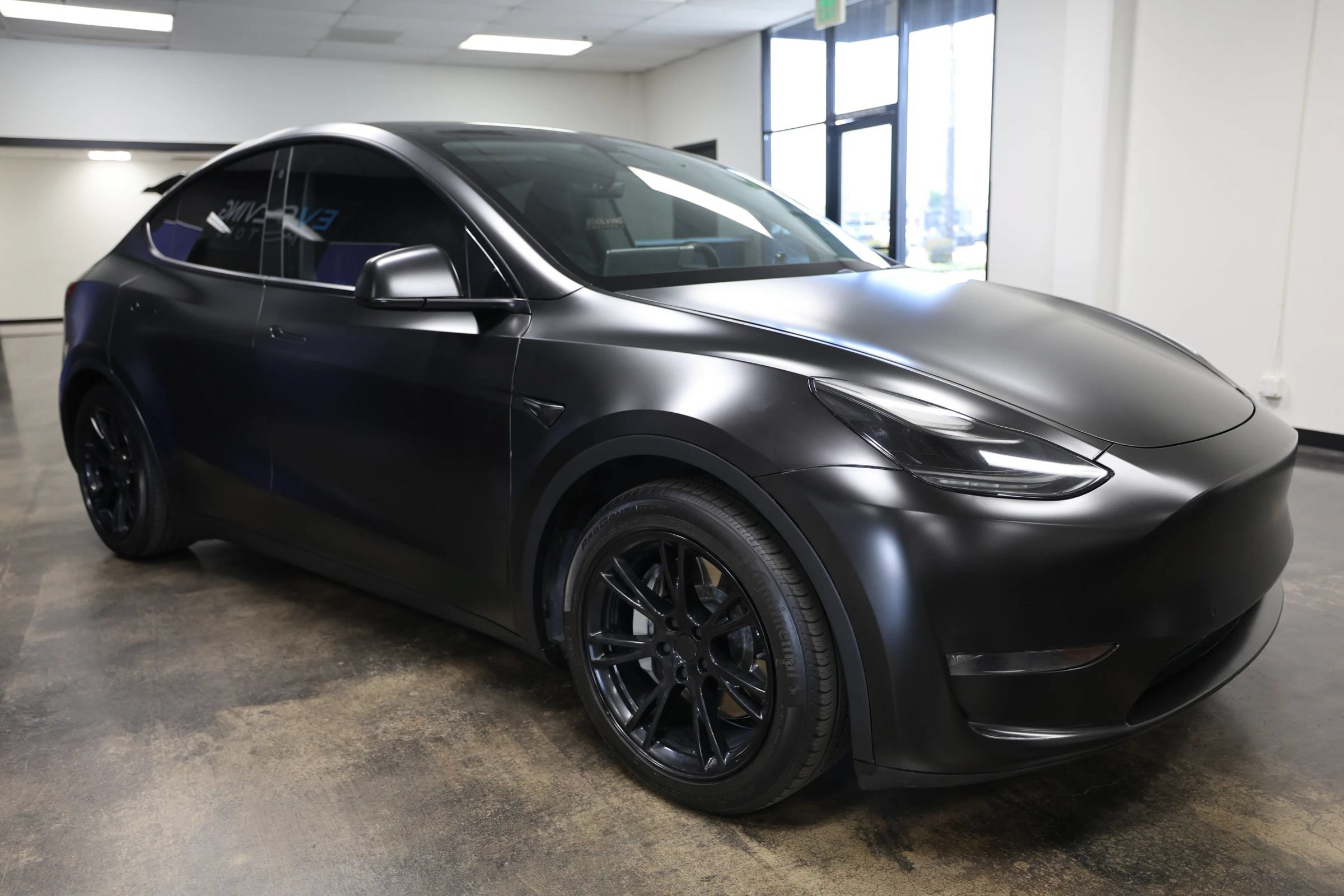 Used 2021 Tesla Model Y Long Range AWD/4WD image 7