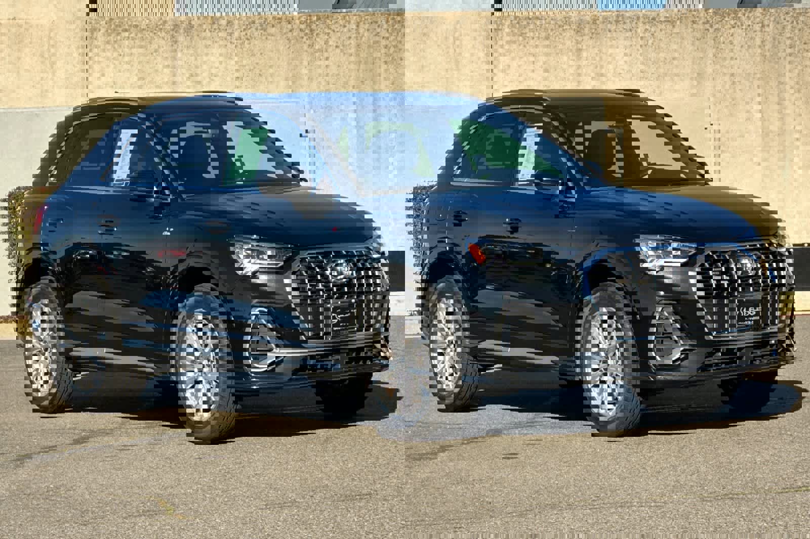 Used 2023 Audi Q3 2.0T Premium image 5