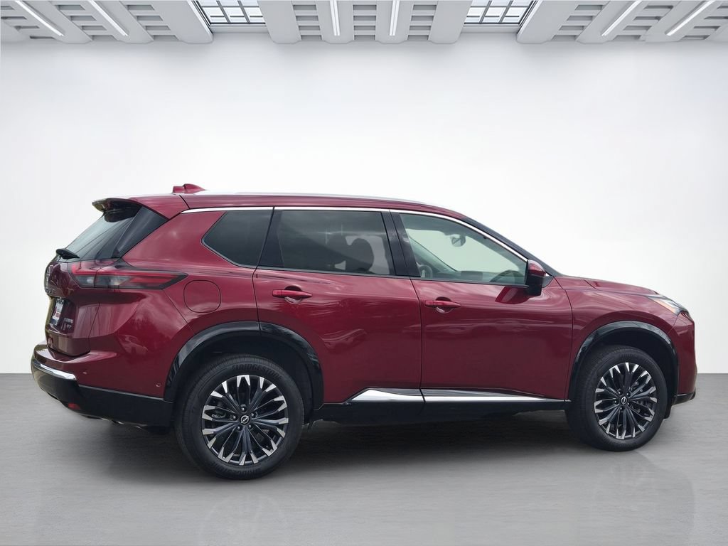 Used 2026 Nissan Rogue Platinum w/ Tech Package AWD/4WD image 3