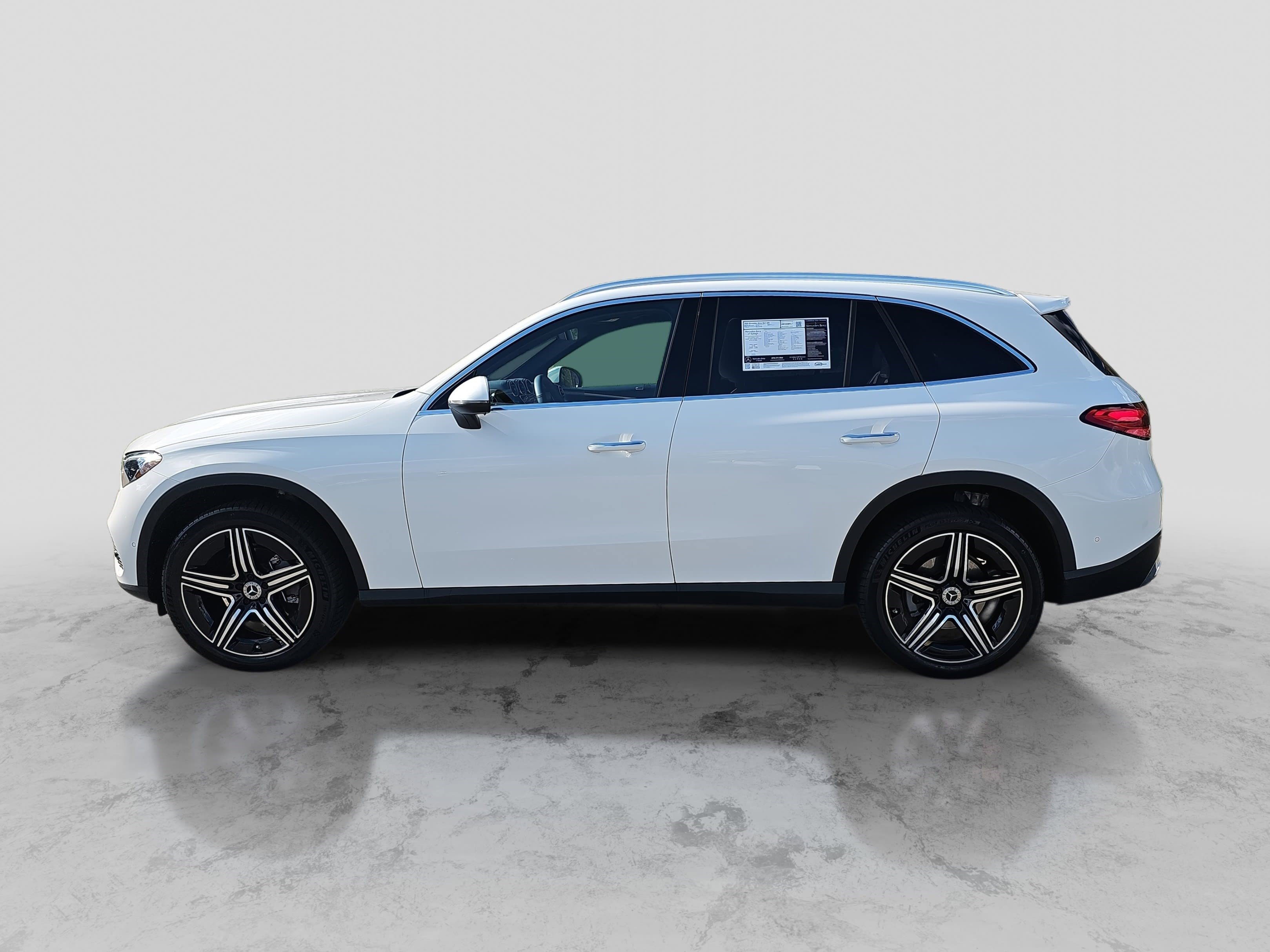 Certified 2026 Mercedes-Benz GLC 300 GLC 300 image 9