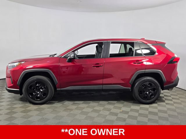 Used 2025 Toyota RAV4 LE FWD image 5