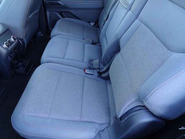 Certified 2025 Ford Explorer Active AWD/4WD image 10