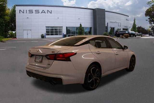 Certified 2023 Nissan Altima 2.5 SR AWD/4WD image 2