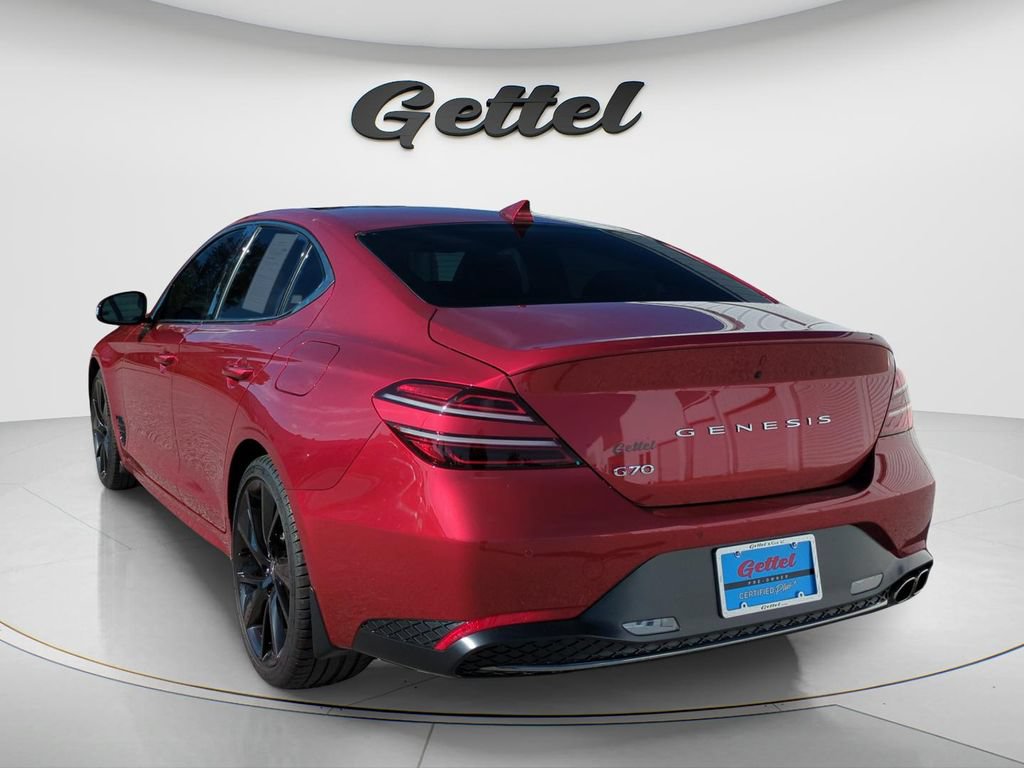 Used 2023 Genesis G70 2.0T w/ Sport Prestige Package RWD image 7