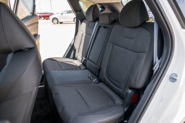 New 2026 Hyundai Tucson Blue SE image 11