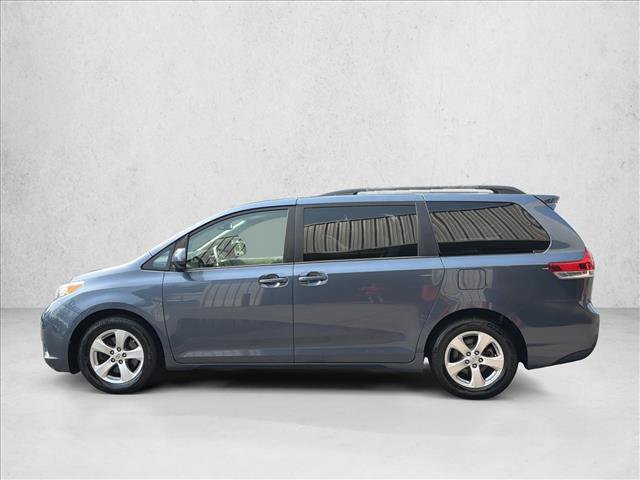 Used 2013 Toyota Sienna LE w/ Towing Pkg FWD image 8