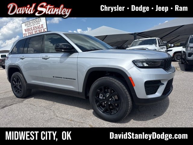 New 2025 Jeep Grand Cherokee Altitude