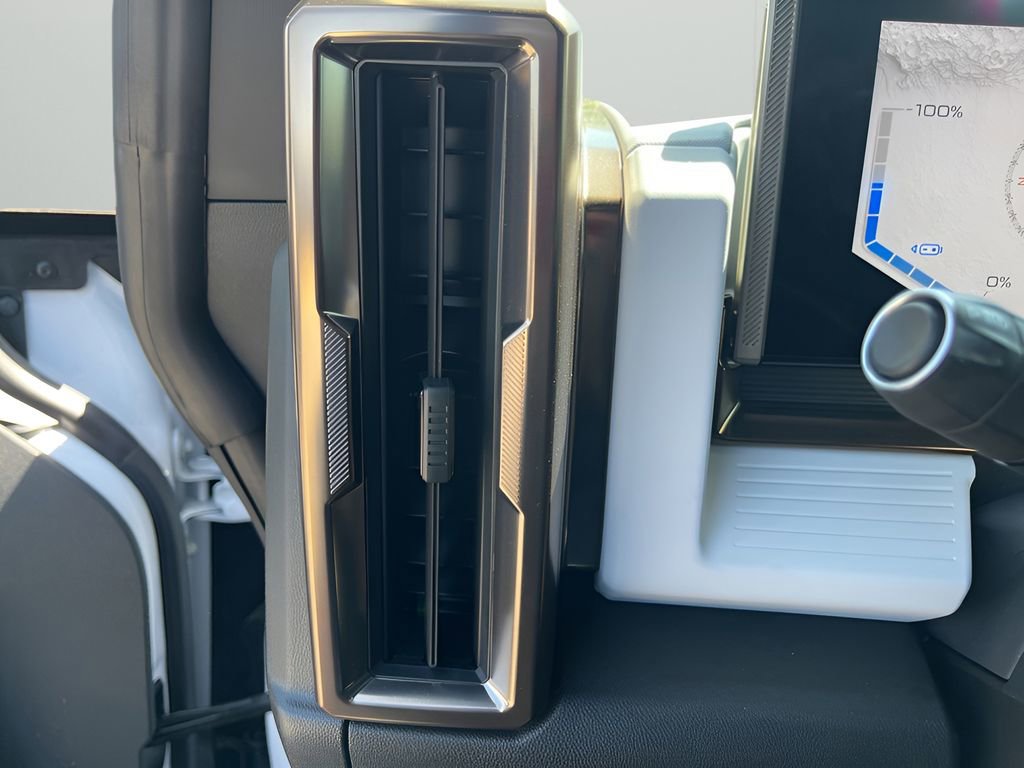 New 2025 GMC Hummer EV 2X image 24