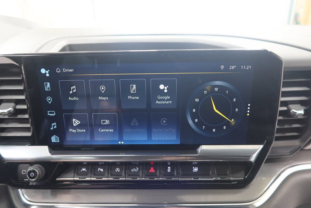 Used 2024 Chevrolet Silverado 1500 High Country w/ Technology Package AWD/4WD image 15