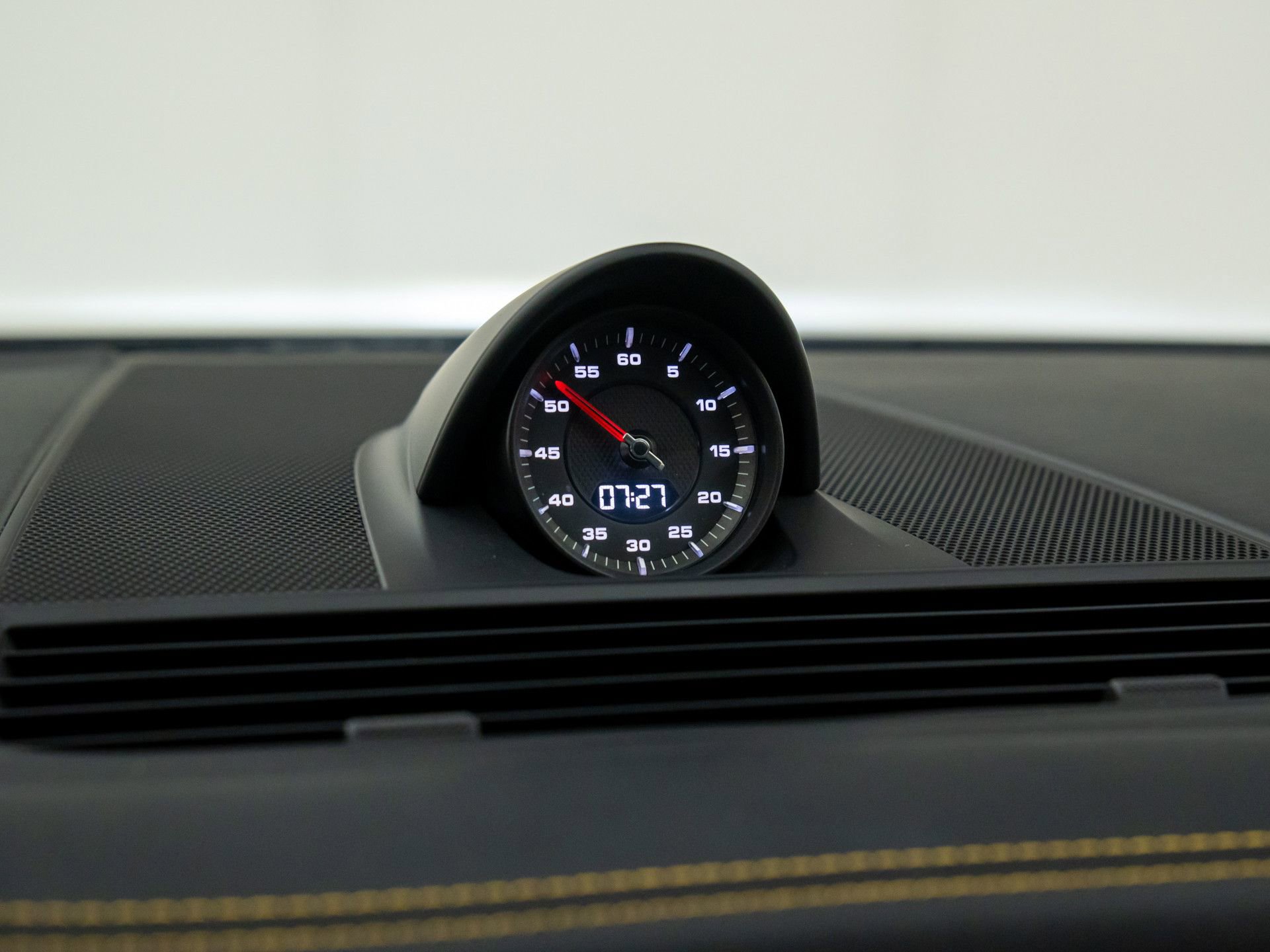 Used 2022 Porsche Panamera Turbo S image 28