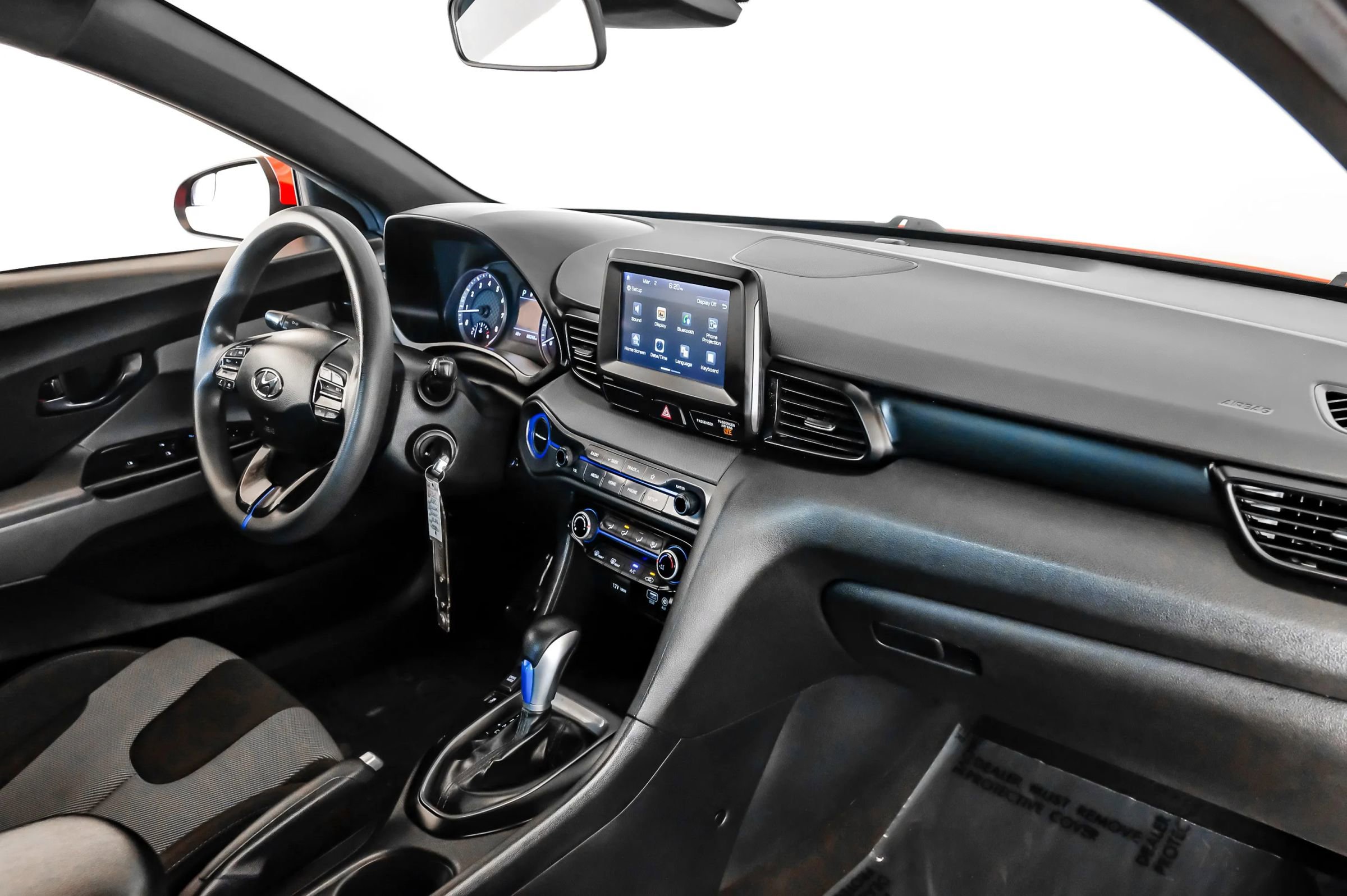 Used 2020 Hyundai Veloster 2.0 FWD image 11