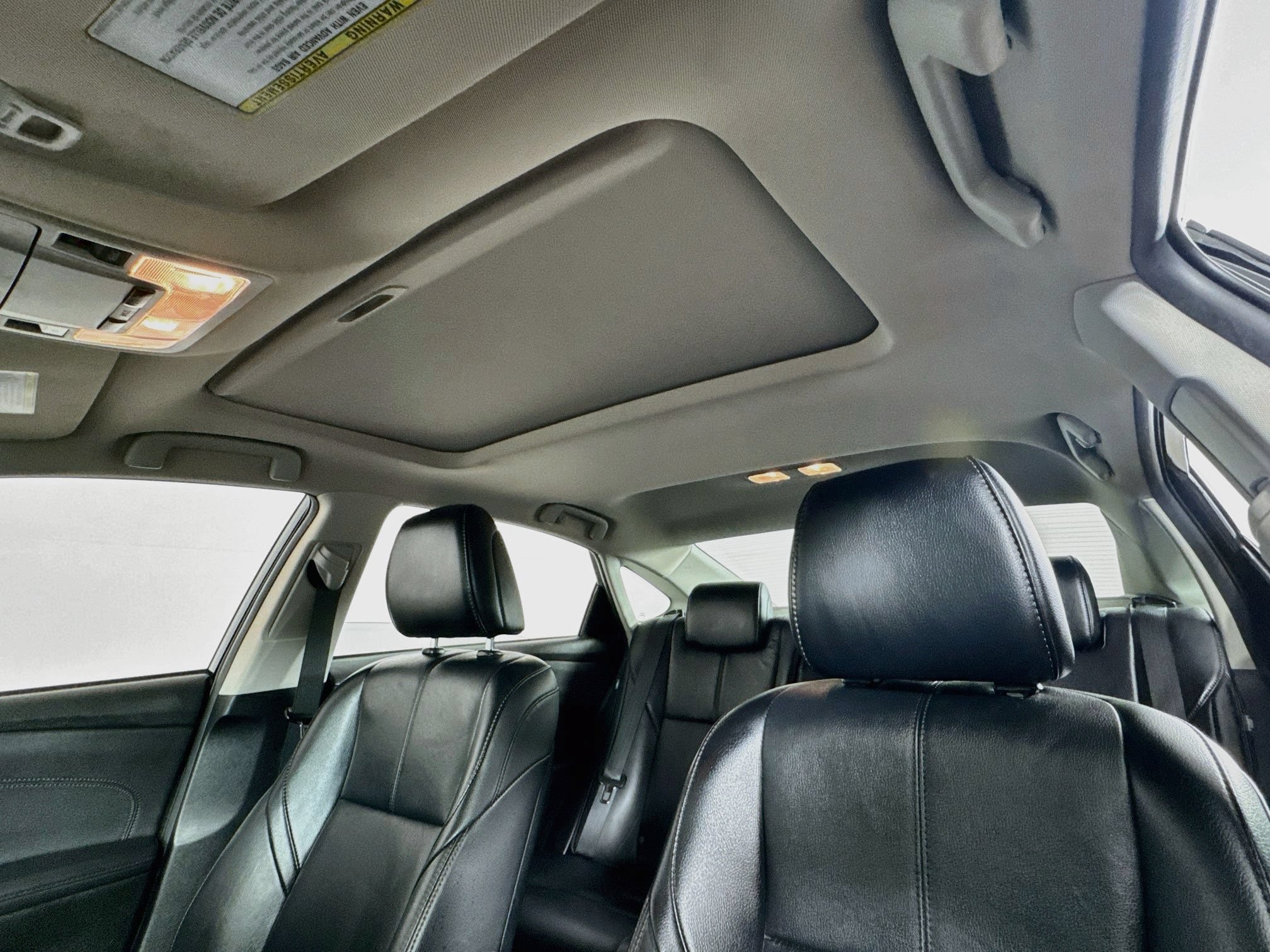 Certified 2018 Toyota Avalon XLE Premium w/ Carpet Mat Package FWD image 15