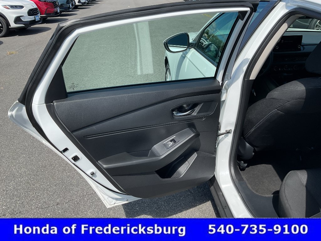 Certified 2023 Honda Accord LX image 15