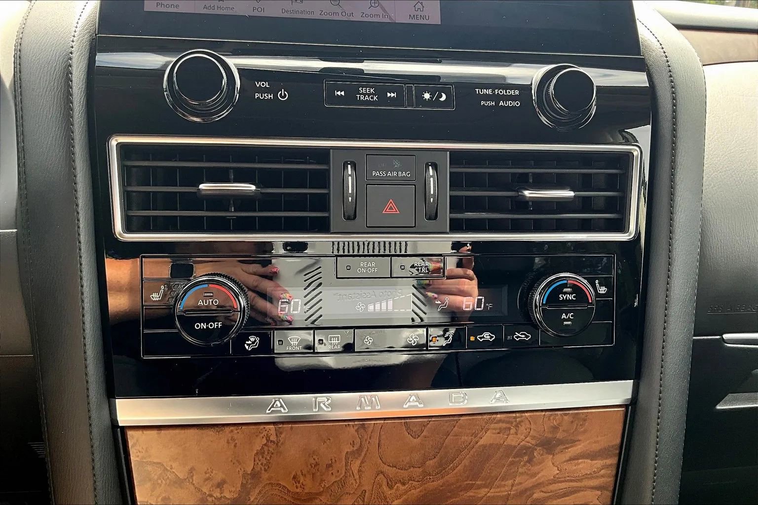 Used 2021 Nissan Armada SL w/ Captain's Chairs Package image 24