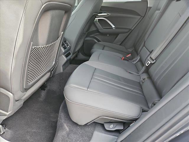 Certified 2025 Audi Q5 Premium w/ Convenience Package image 19