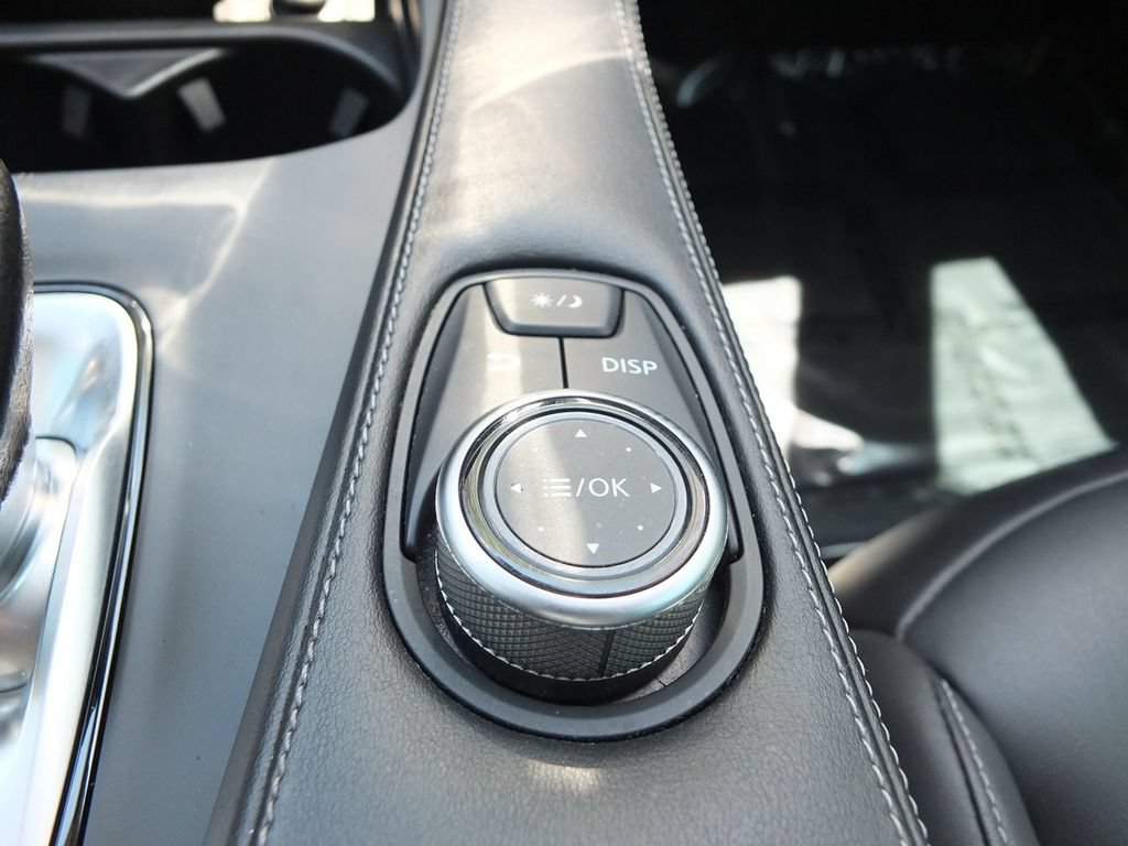 Used 2021 INFINITI QX50 Luxe FWD image 31